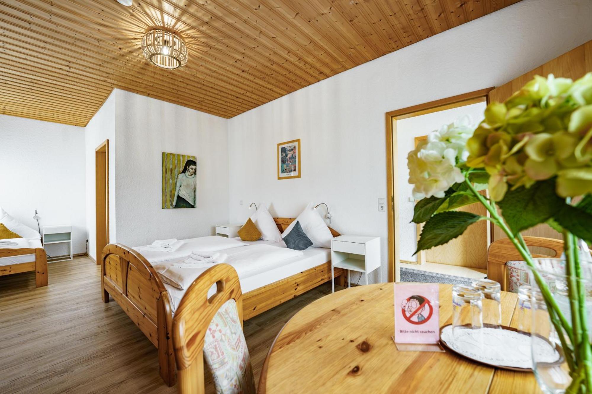 Landgasthof Ochsen Neresheim Luaran gambar