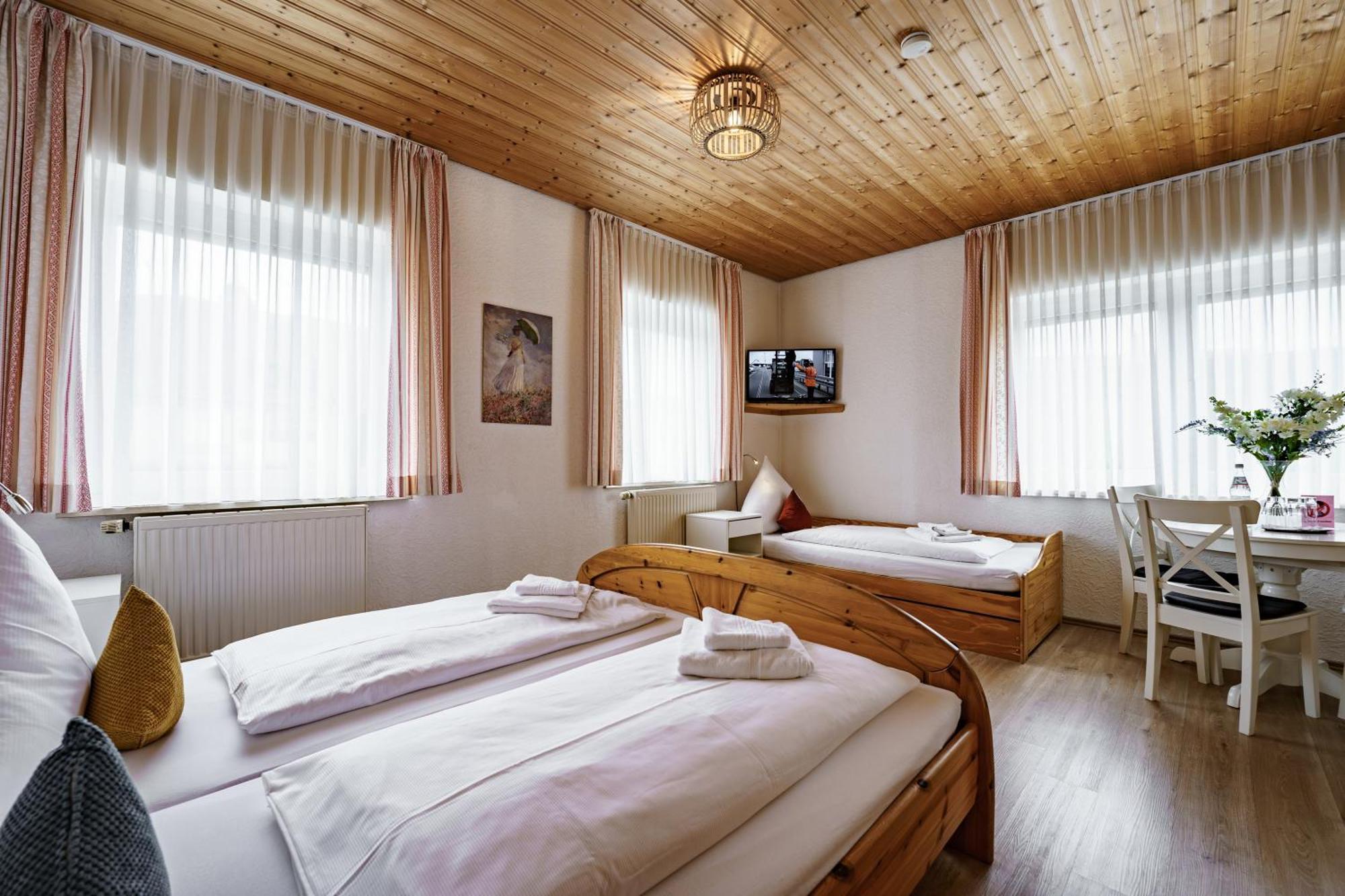 Landgasthof Ochsen Neresheim Luaran gambar